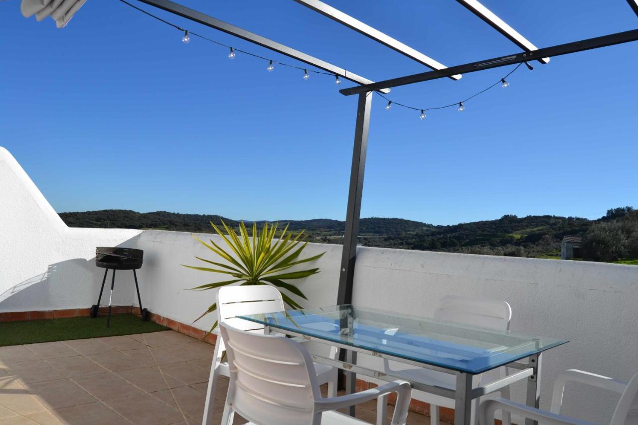 La Martela De Segura Apartamento Rural Piscina Segura de Leon Bagian luar foto