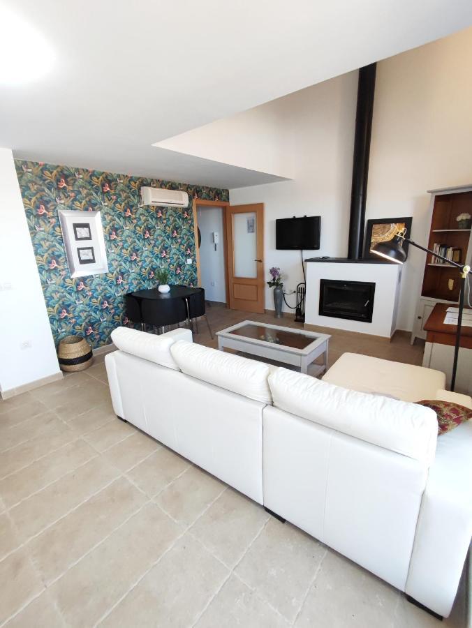 La Martela De Segura Apartamento Rural Piscina Segura de Leon Bagian luar foto