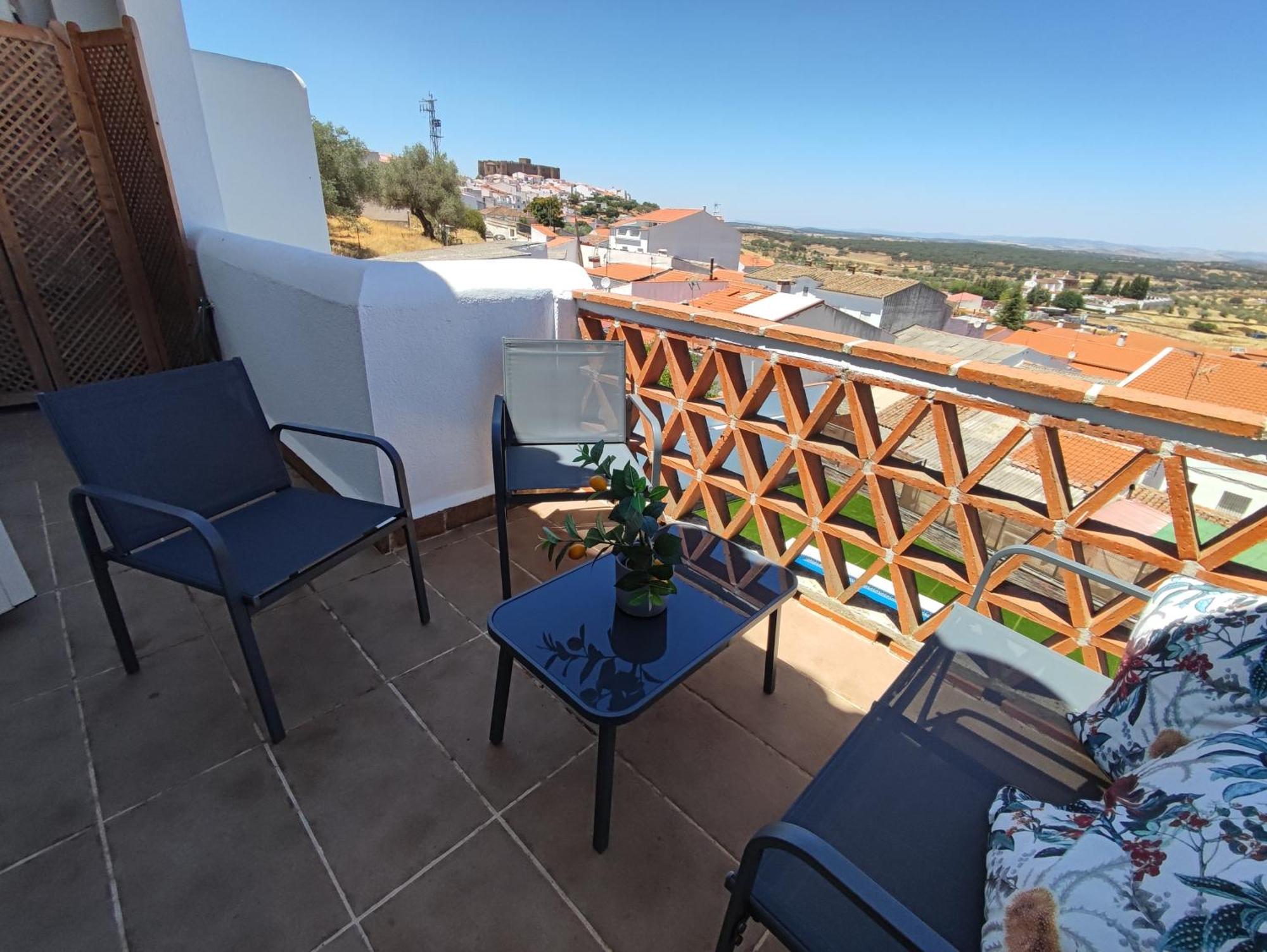 La Martela De Segura Apartamento Rural Piscina Segura de Leon Bagian luar foto